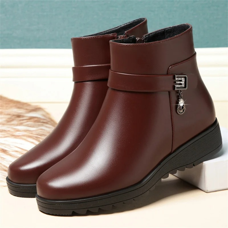 Zuzannae | Women's Lightweight Winter Ankle Boots with Side Zip, Fleece Lining, and Anti-Slip Sole