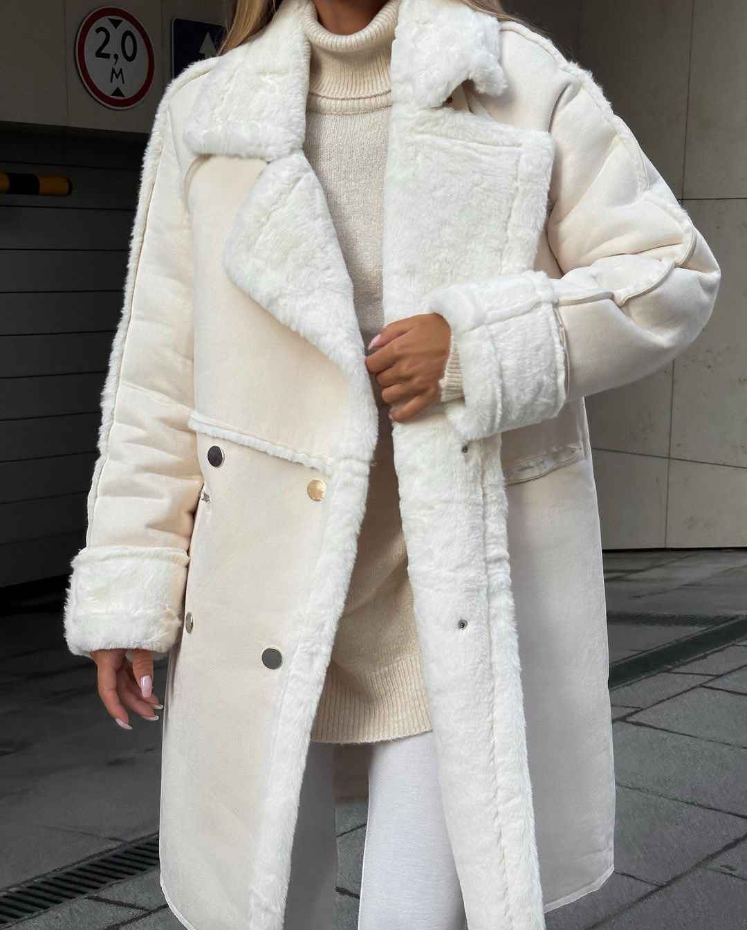 Clara | Women’s Fleece Lined Long Winter Coat with Lapel Collar