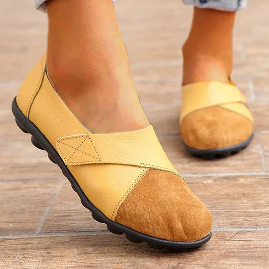 Valora | Flat Shoes with Velcro Strap for Easy Comfort