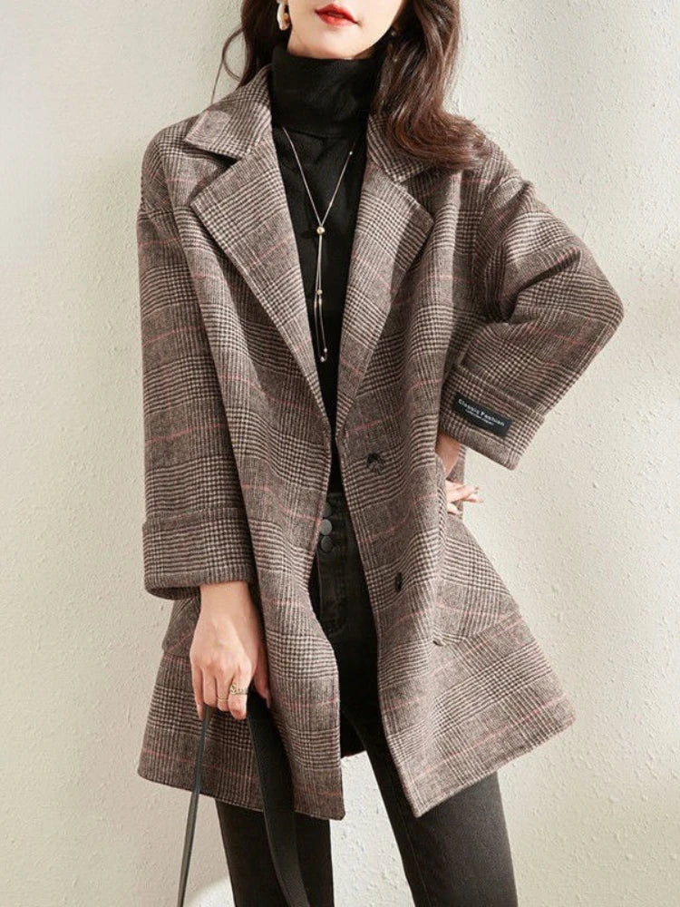 Arya | Women's Single-Breasted Long Tweed Coat with Lapel Collar