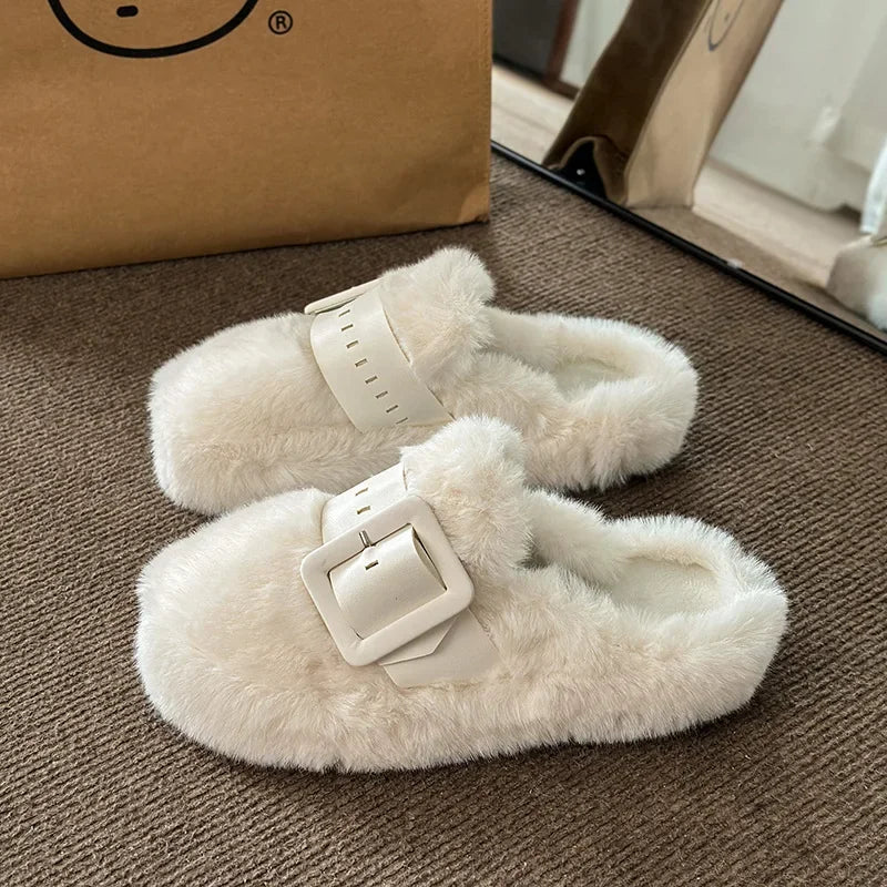 Felicitas | Women's Plush Closed-Toe Slippers with Adjustable Strap for Cosy Comfort