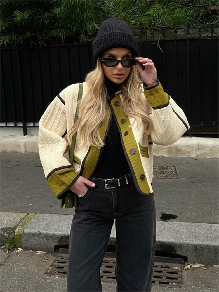 Marissa | Women’s Loose Fit Buttoned Fall Jacket in Solid Colour