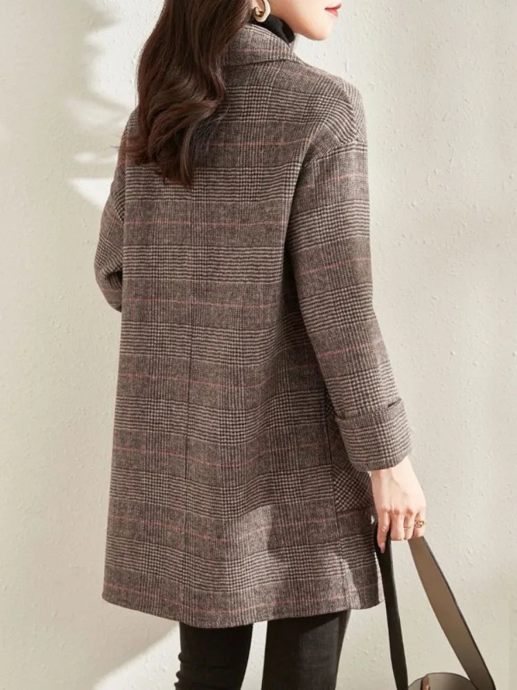 Arya | Women's Single-Breasted Long Tweed Coat with Lapel Collar