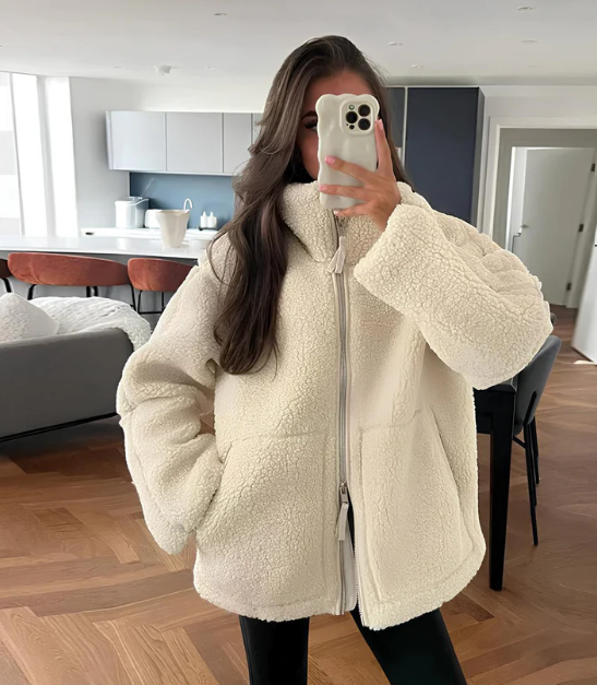 Lydia | Women's Oversized Fleece Jacket with Zipper Front and High Collar