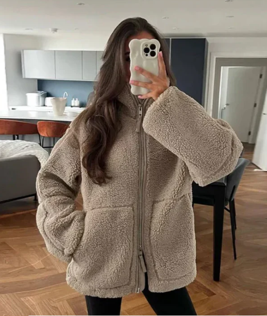 Lydia | Women's Oversized Fleece Jacket with Zipper Front and High Collar