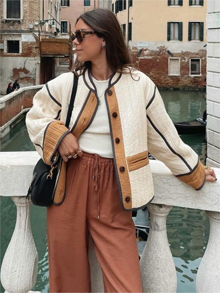 Marissa | Women’s Loose Fit Buttoned Fall Jacket in Solid Colour