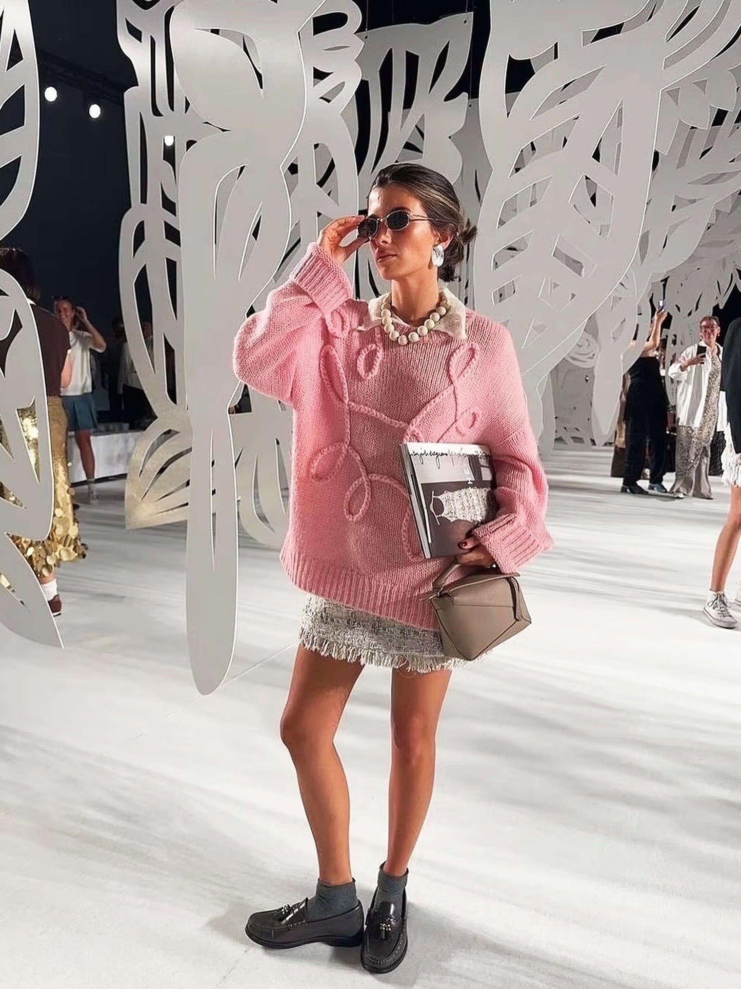 Jessica | Women’s Oversized Knitted Sweater with Round Neck & Patterned Design