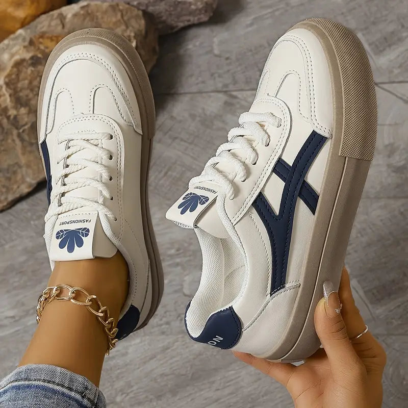 Xaviera | Women’s Orthopaedic Lace-Up Sneakers with Thick Sole – Comfort & Stability for Everyday Wear