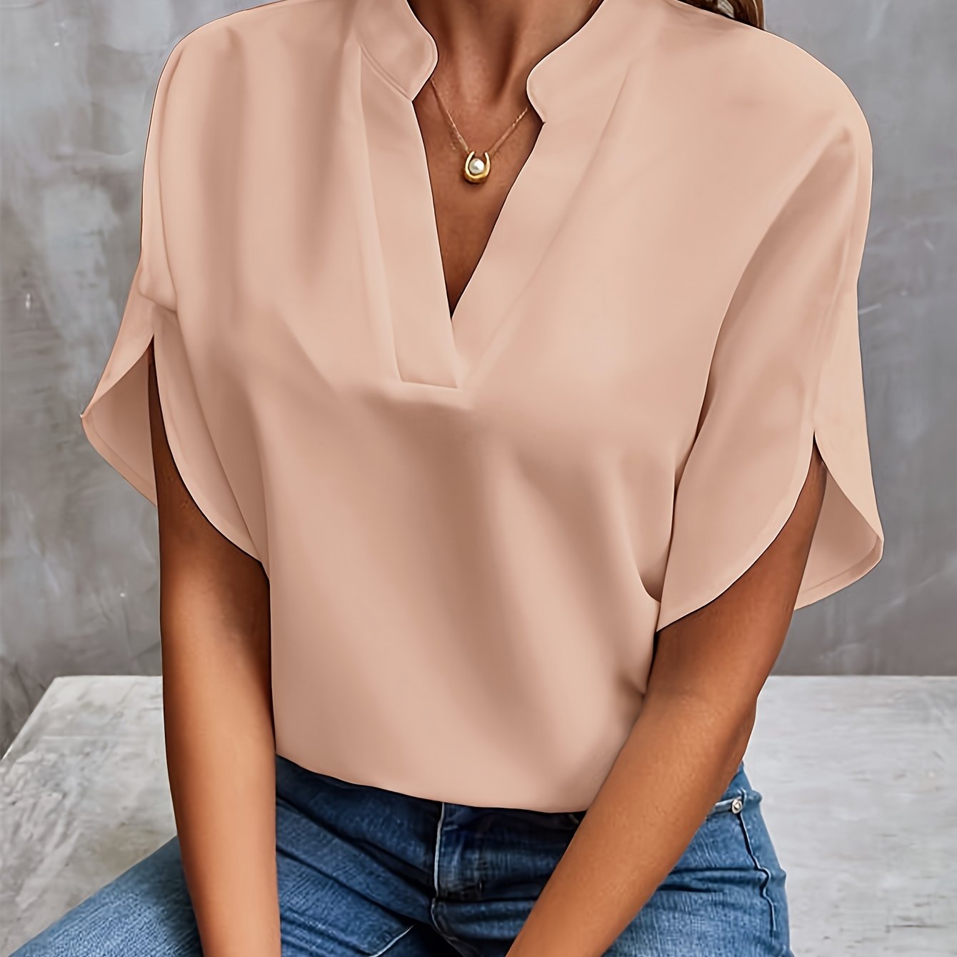 Daniela | Women's Elegant V-Neck Chiffon Blouse – Perfect for Business and Casual Wear