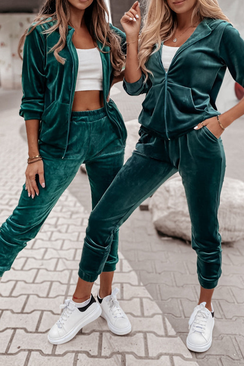 Avenleigh | Velvet Zip Hoodie & Joggers Set – Luxe Comfort in Motion