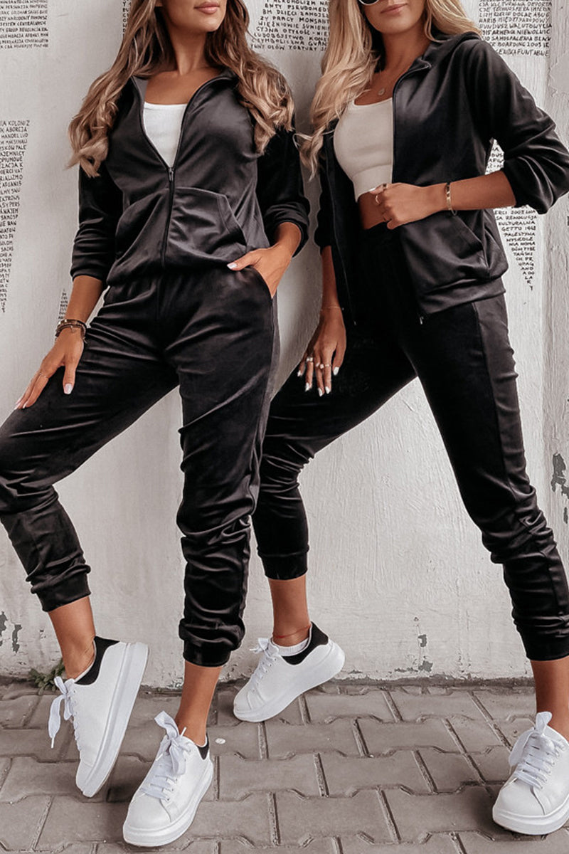 Avenleigh | Velvet Zip Hoodie & Joggers Set – Luxe Comfort in Motion