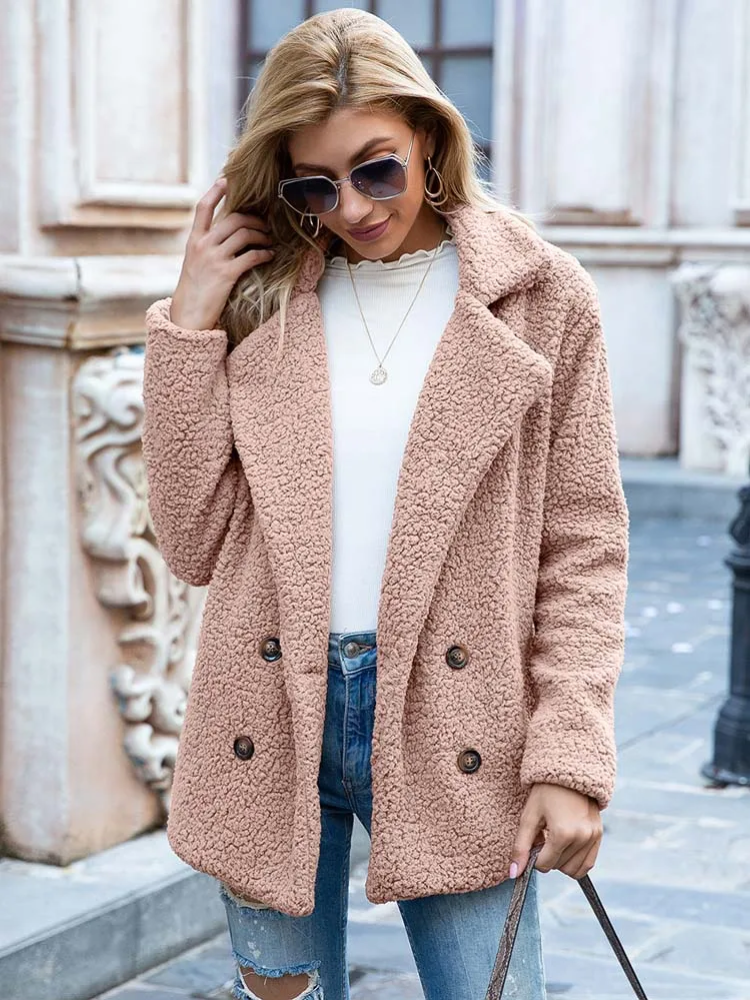 Halira | Women's Stylish Teddy Plush Coat with Pockets – Luxurious Warmth and Elegance