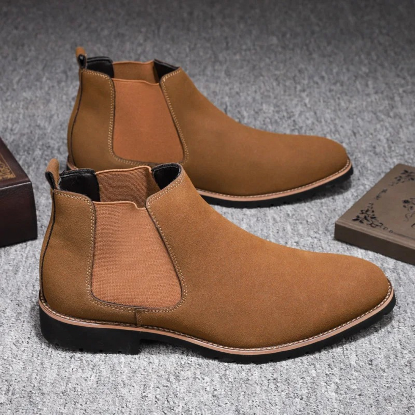 Elias | Men's Leather Chelsea Boots with Profiled Sole and Elastic Sides