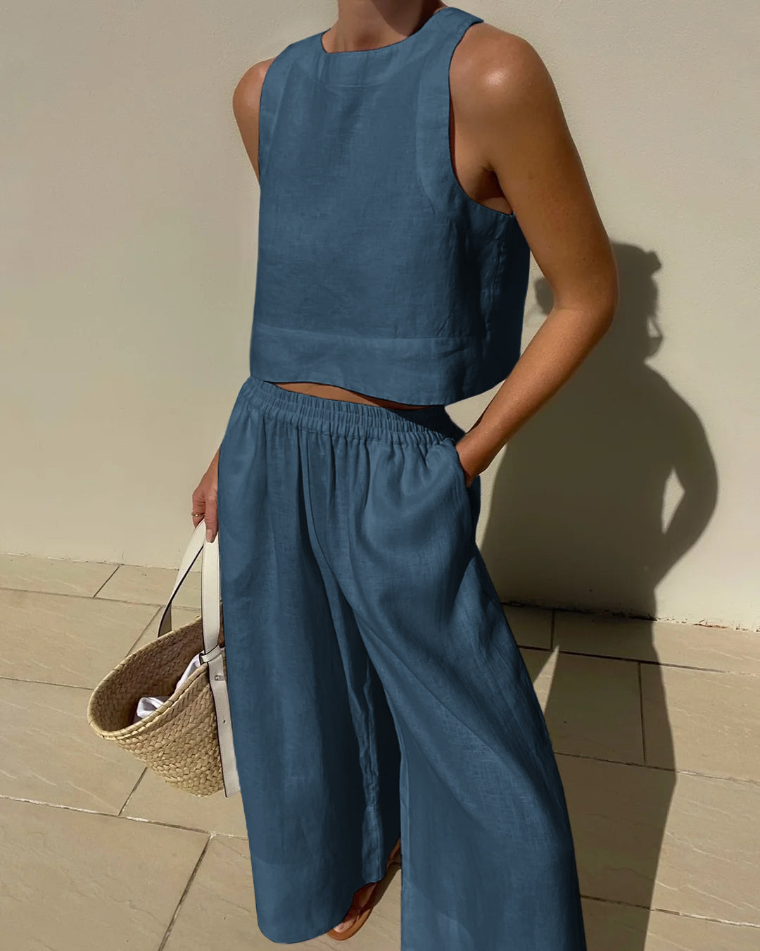 Fiora | Women's Linen Two-Piece Set – Sleeveless Cropped Top & Wide-Leg Trousers for a Breezy Summer Look