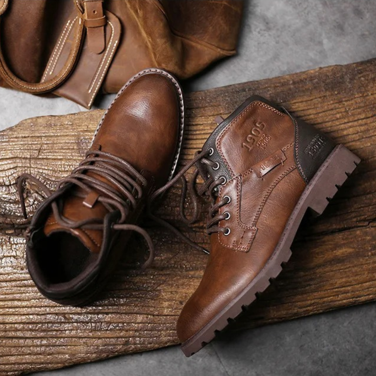 The Oakshade Men’s Leather Boots