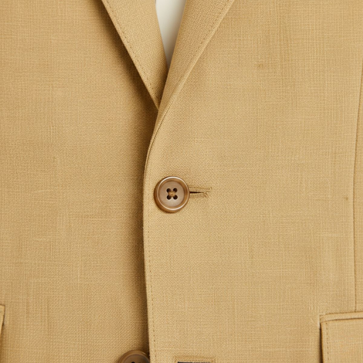 The Carroway Elegant Linen Suit