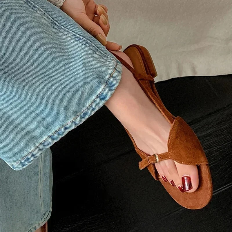 Emily | Women's Minimalist Low Block Heel Strap Sandals – Chic Summer Shoes for Everyday Elegance