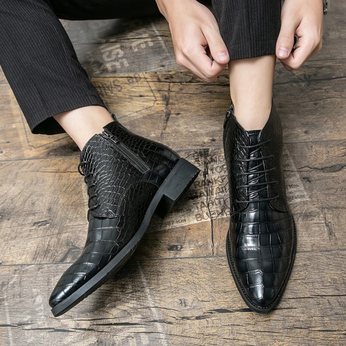 The Stromboli Men’s Crocodile Pattern Leather Ankle Boots - Black