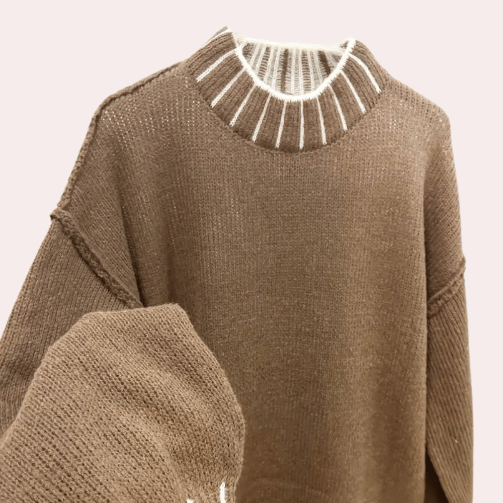 Malinda | Women's Oversized Brown Turtleneck Knitted Sweater for Cozy Winter Style