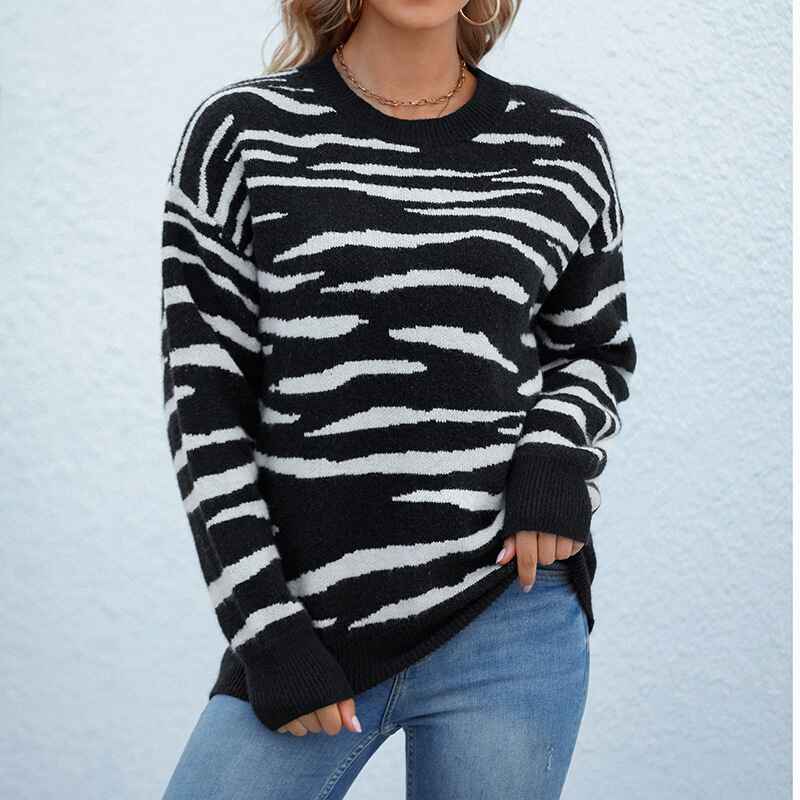 Louise | Women's Round Neck Tiger Knit Sweater – Stylish & Versatile Winter Look