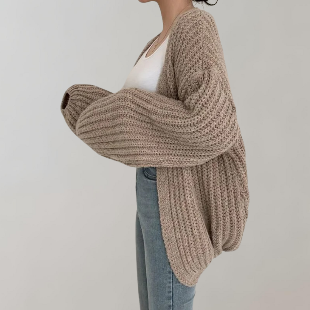Augusta | Women's Solid Colour Chunky Knit Cardigan with Long Sleeves