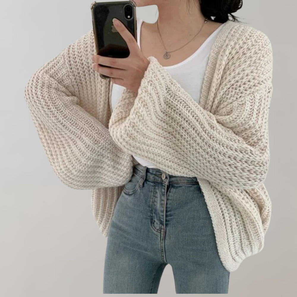 Augusta | Women's Solid Colour Chunky Knit Cardigan with Long Sleeves