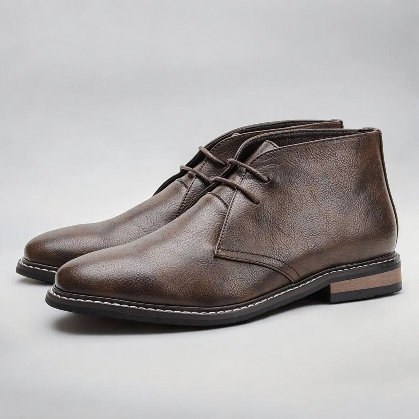 Chukka Boots for Men | Elegant Leather Shoes | Comfort and Timeless Style
