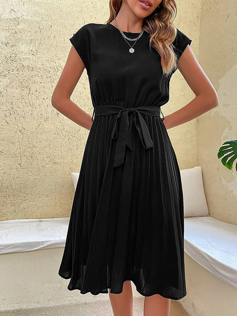 Soraya | Tie‑Waist Pleated Midi Dress – Round‑Neck Casual Elegance