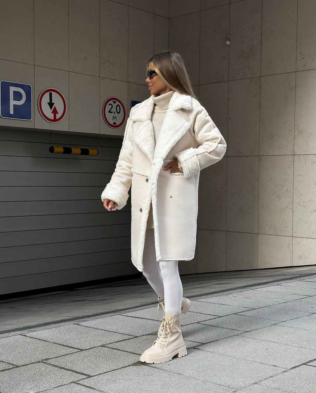 Clara | Women’s Fleece Lined Long Winter Coat with Lapel Collar