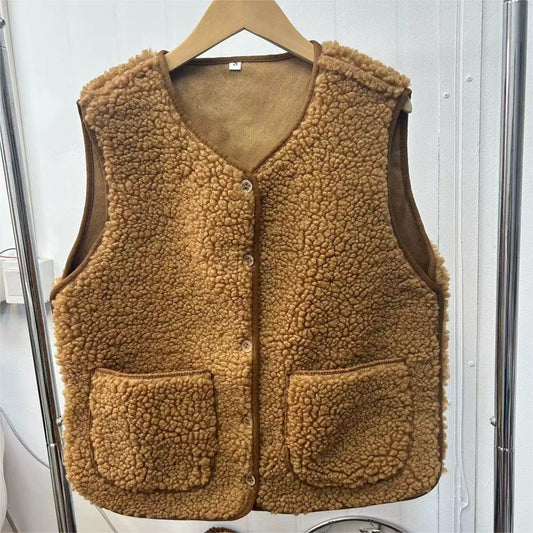 Eadie | Women’s Relaxed Fit Teddy Texture V-Neck Vest with Pockets