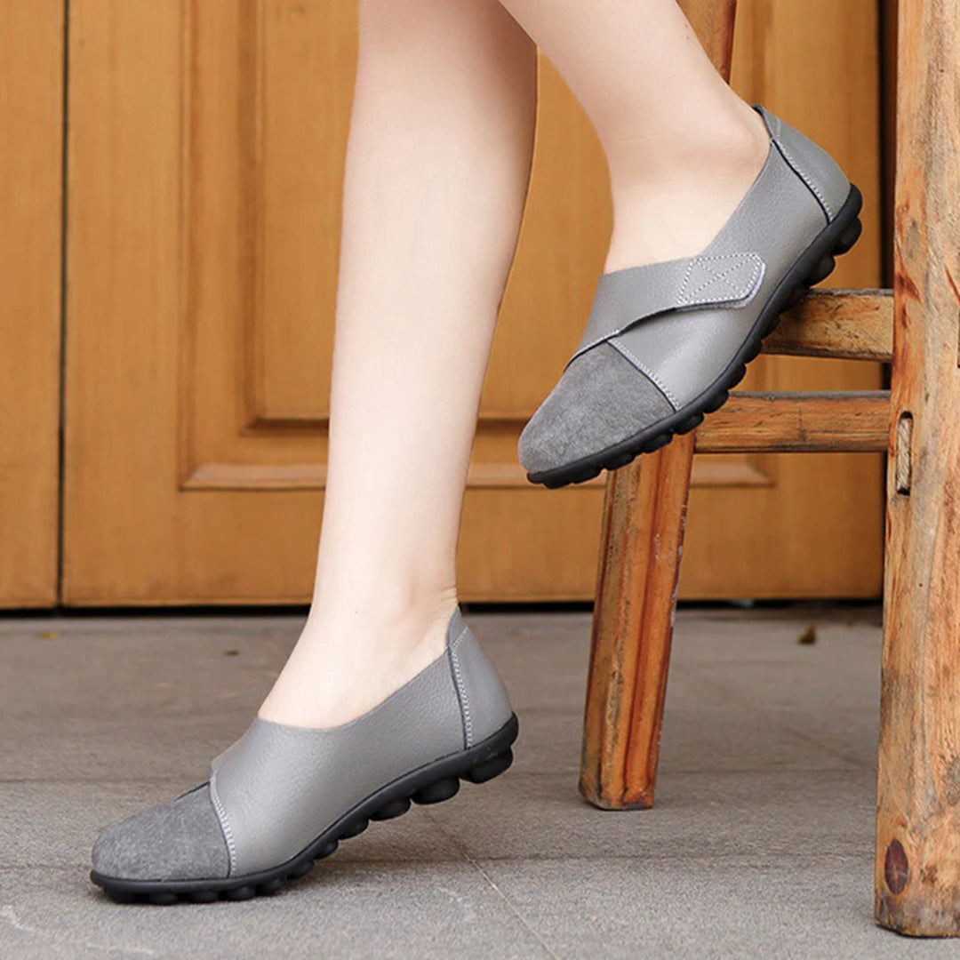 Valora | Flat Shoes with Velcro Strap for Easy Comfort