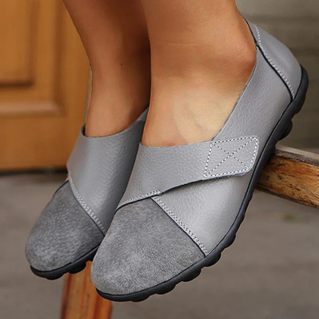 Valora | Flat Shoes with Velcro Strap for Easy Comfort