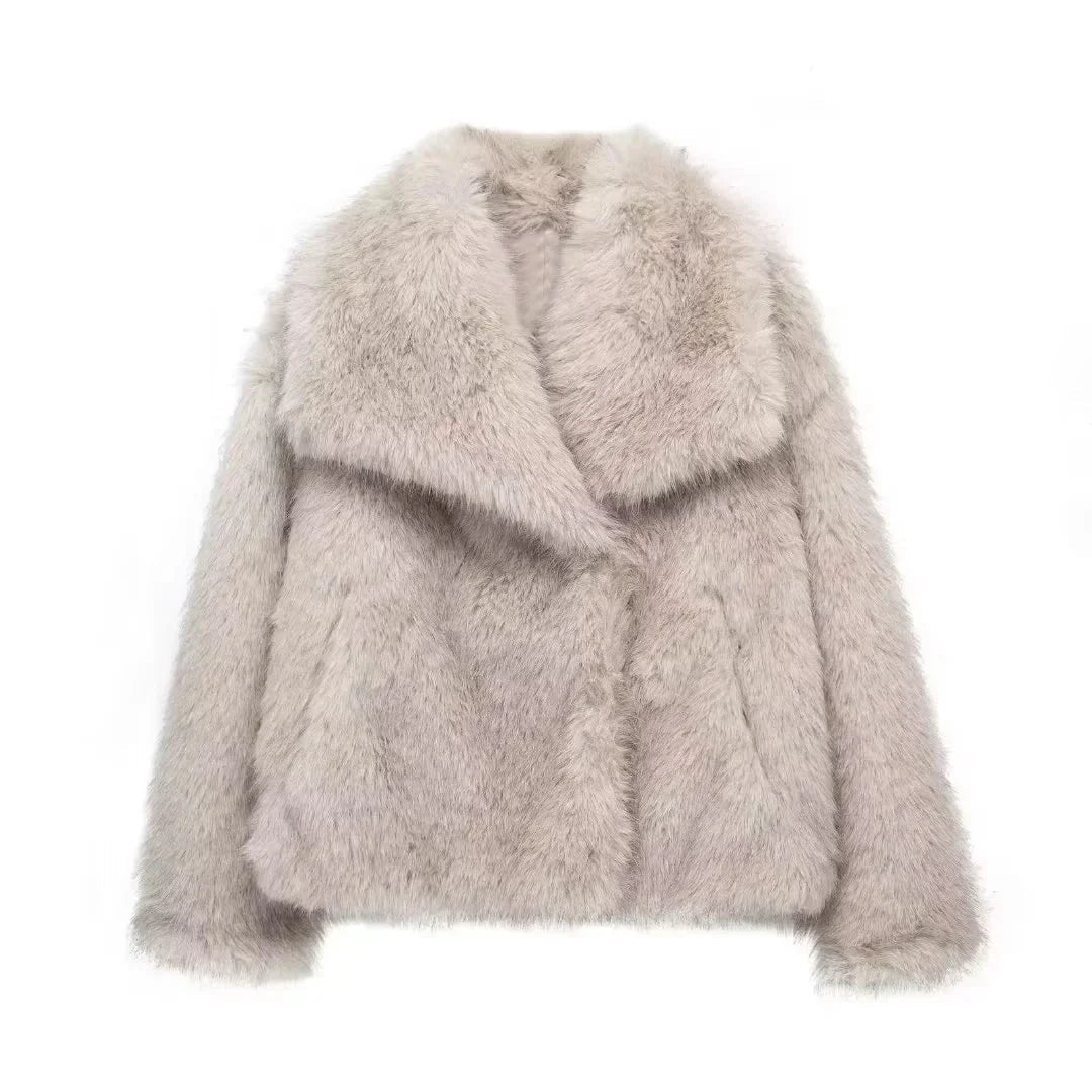Maegan – Women's Solid Colour Luxurious Faux Fur Jacket
