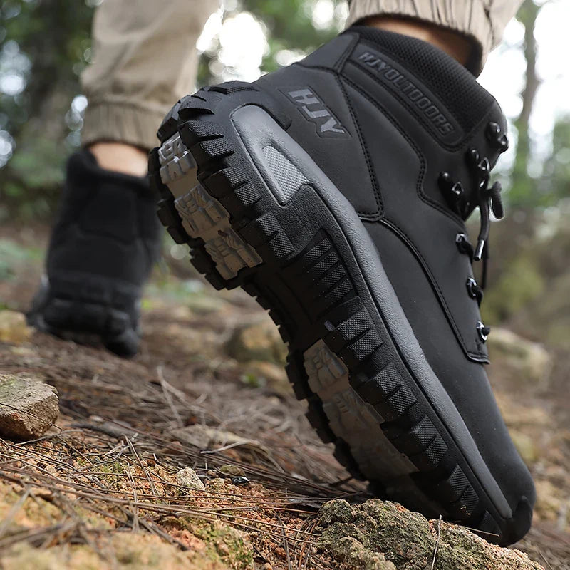 Highfield | Men’s High-Top Hiking Boots with Non-Slip Sole & Outdoor Work Design