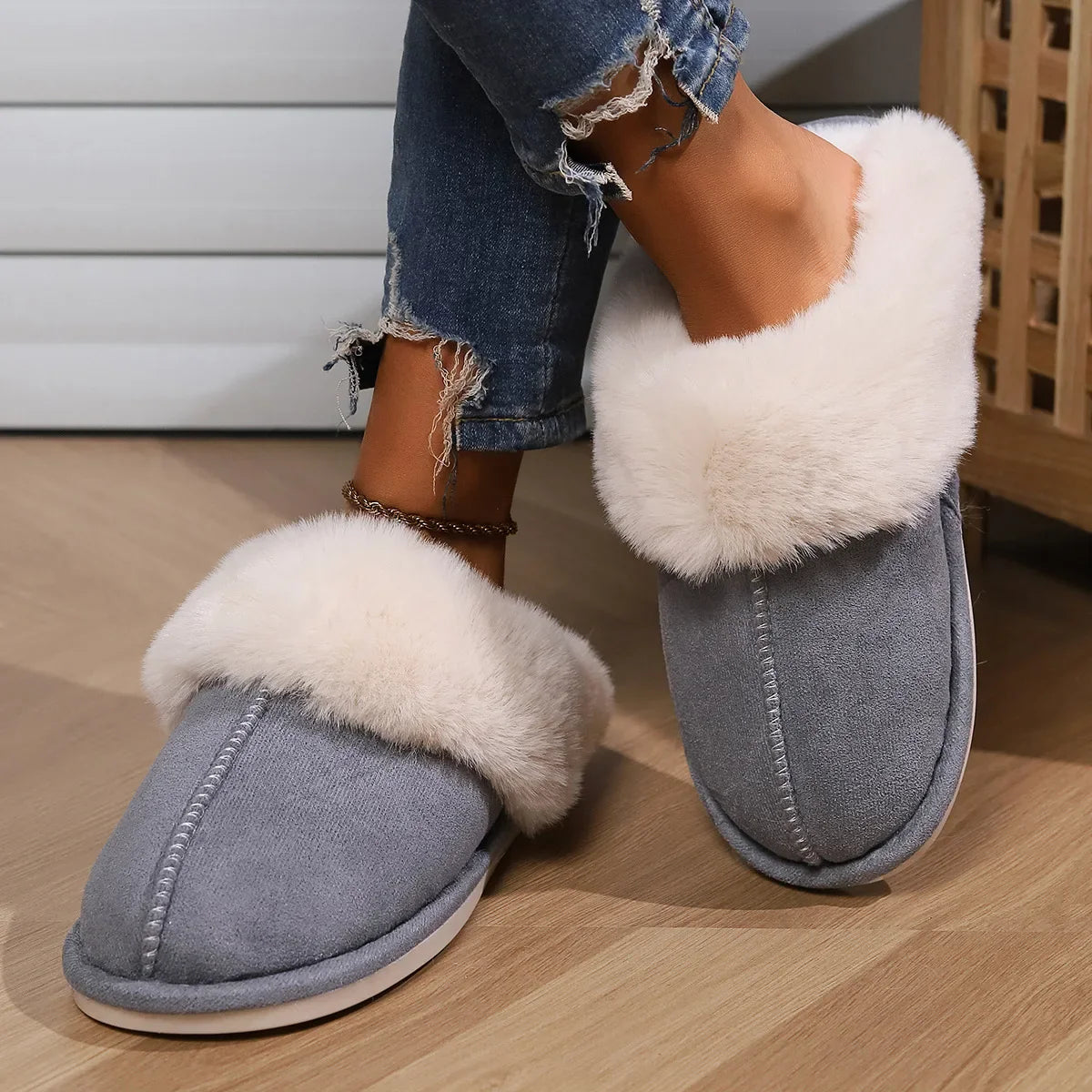 Lavender | Women’s Plush Indoor Slippers with Soft Lining & Cozy Comfort