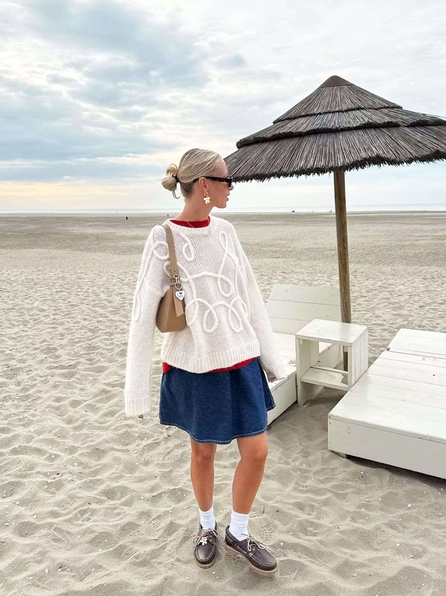 Jessica | Women’s Oversized Knitted Sweater with Round Neck & Patterned Design
