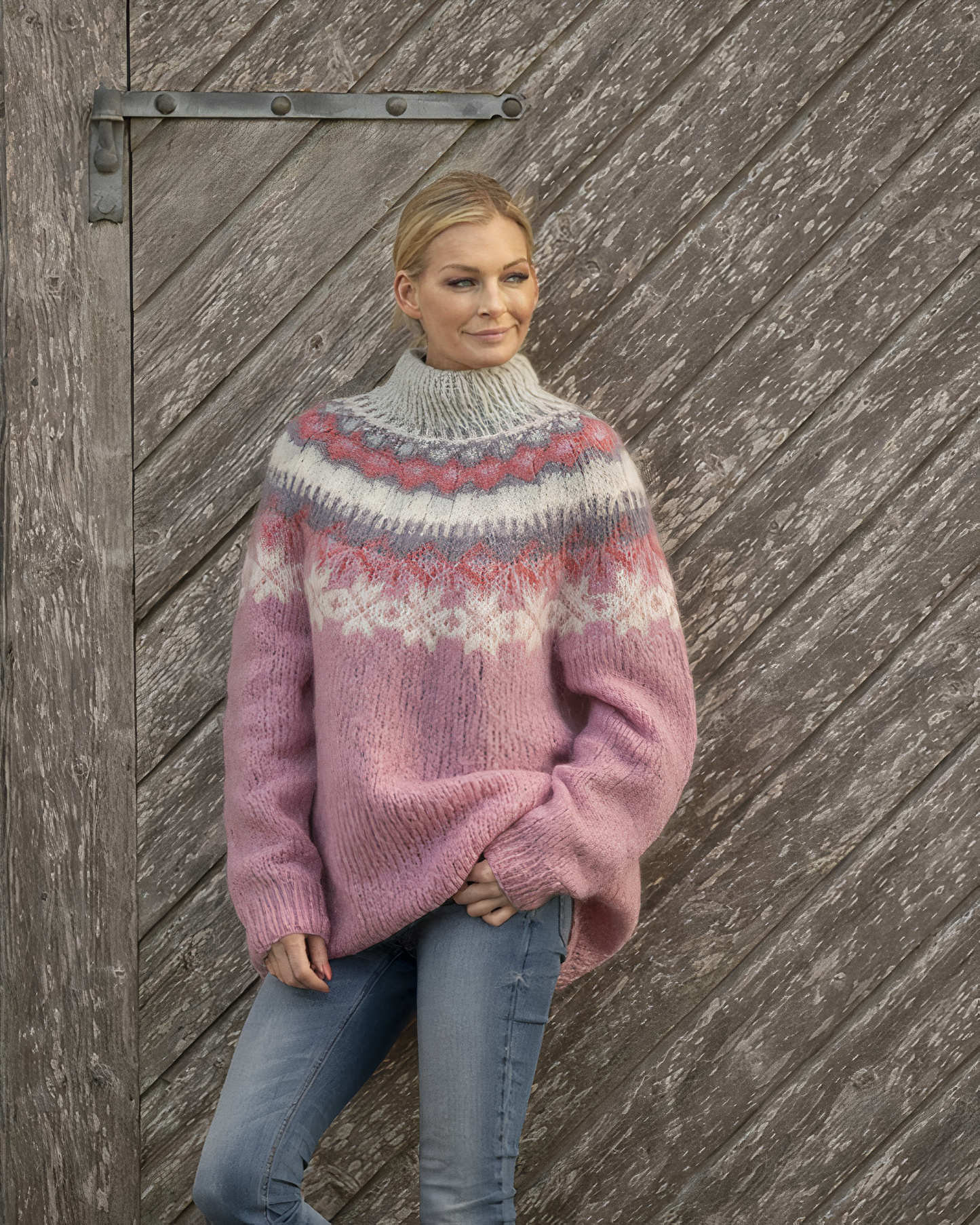 Nalora | Chic Knitted Turtleneck Sweater with Stylish Pattern