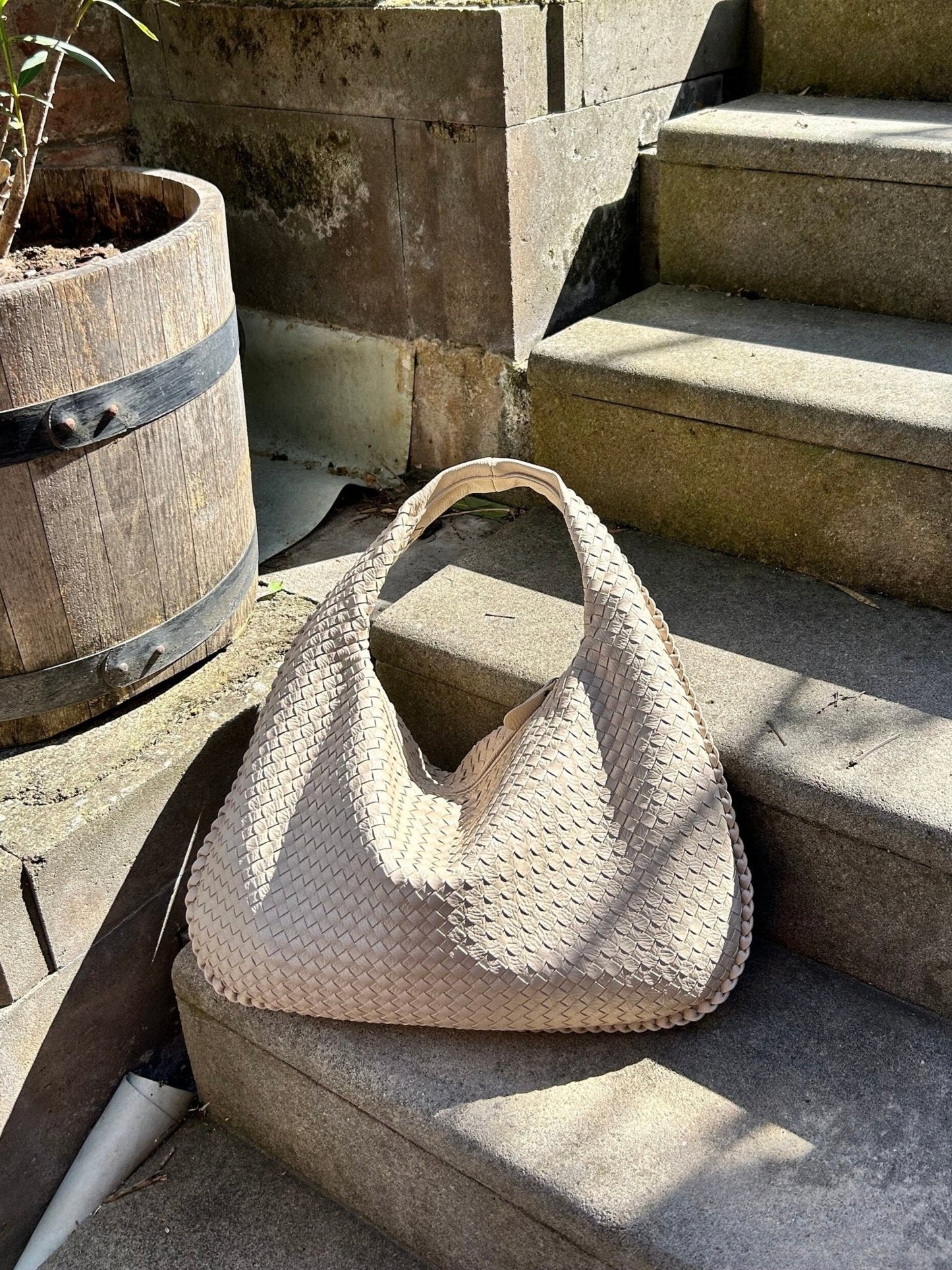 Verania | Large Women's Handbag Made from Premium Woven Material