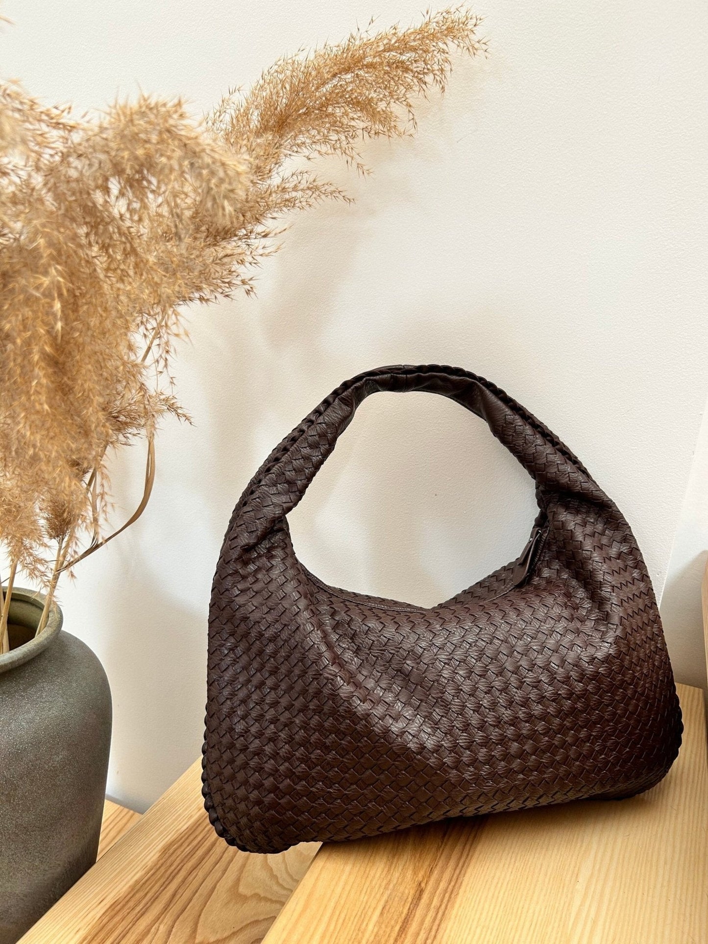 Verania | Large Women's Handbag Made from Premium Woven Material