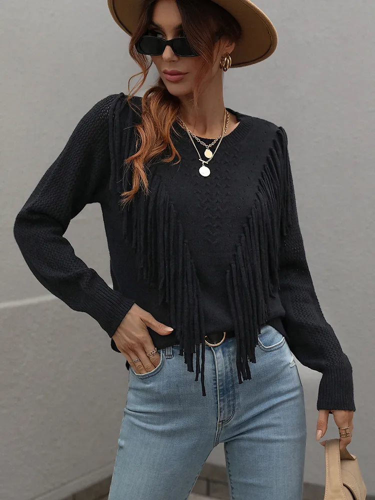 Neliana | Women's Trendy Knit Sweater with Stylish Fringes – Comfortable & Chic