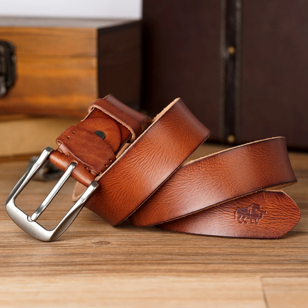 The Redford Belt – Vintage Cowhide Leather with Classic Buckle