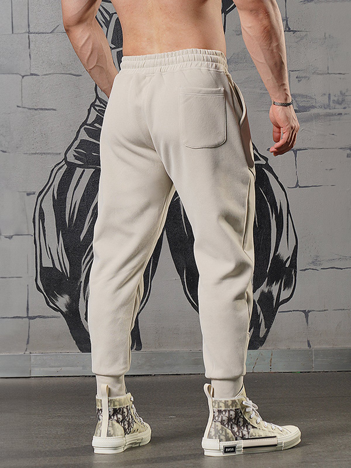 Manuel | Men's High-Waist Joggers with Side Pockets and Adjustable Drawstring – Style and Comfort for Everyday Wear