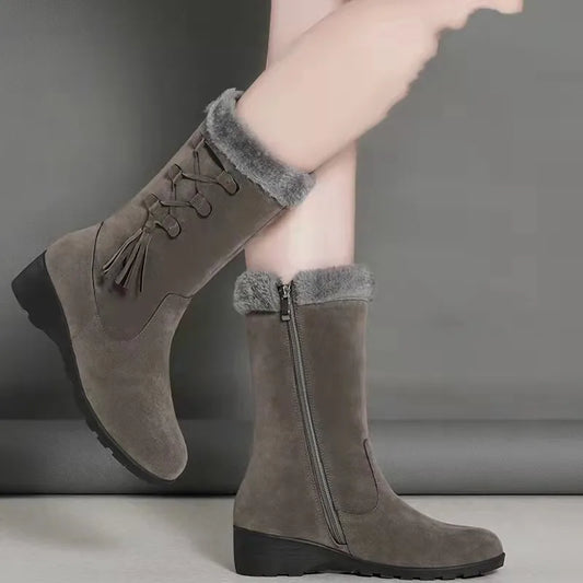 Xanira | Winter Boots with Side Zip, Fur Lining & Tassel Details