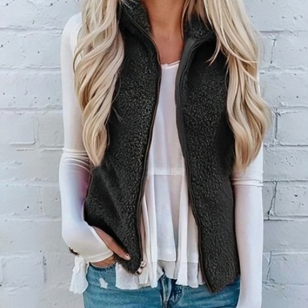 Mae | Women's Solid Colour Cozy Teddy Fleece Full-Zip Vest
